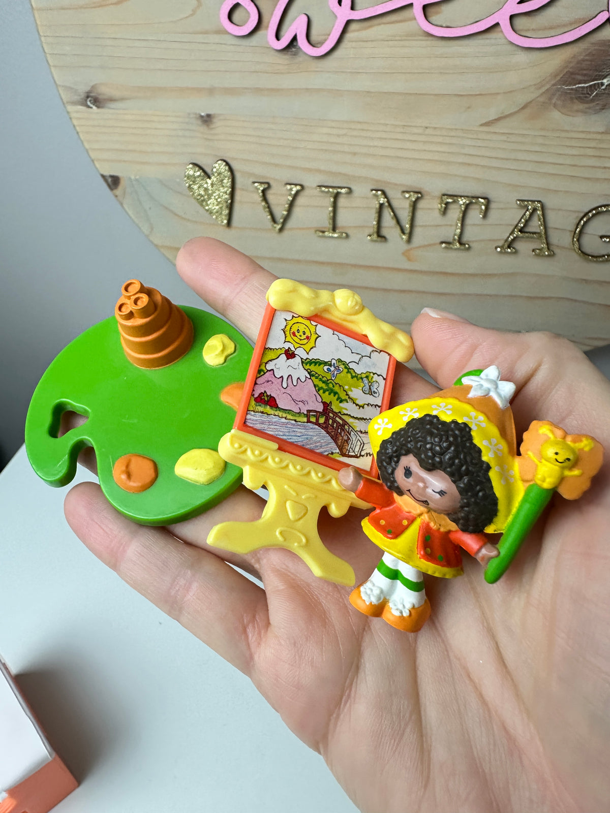 1983 Kenner Strawberry Shortcake Deluxe Miniature Sets [Sold Separately] *Berry Vault^