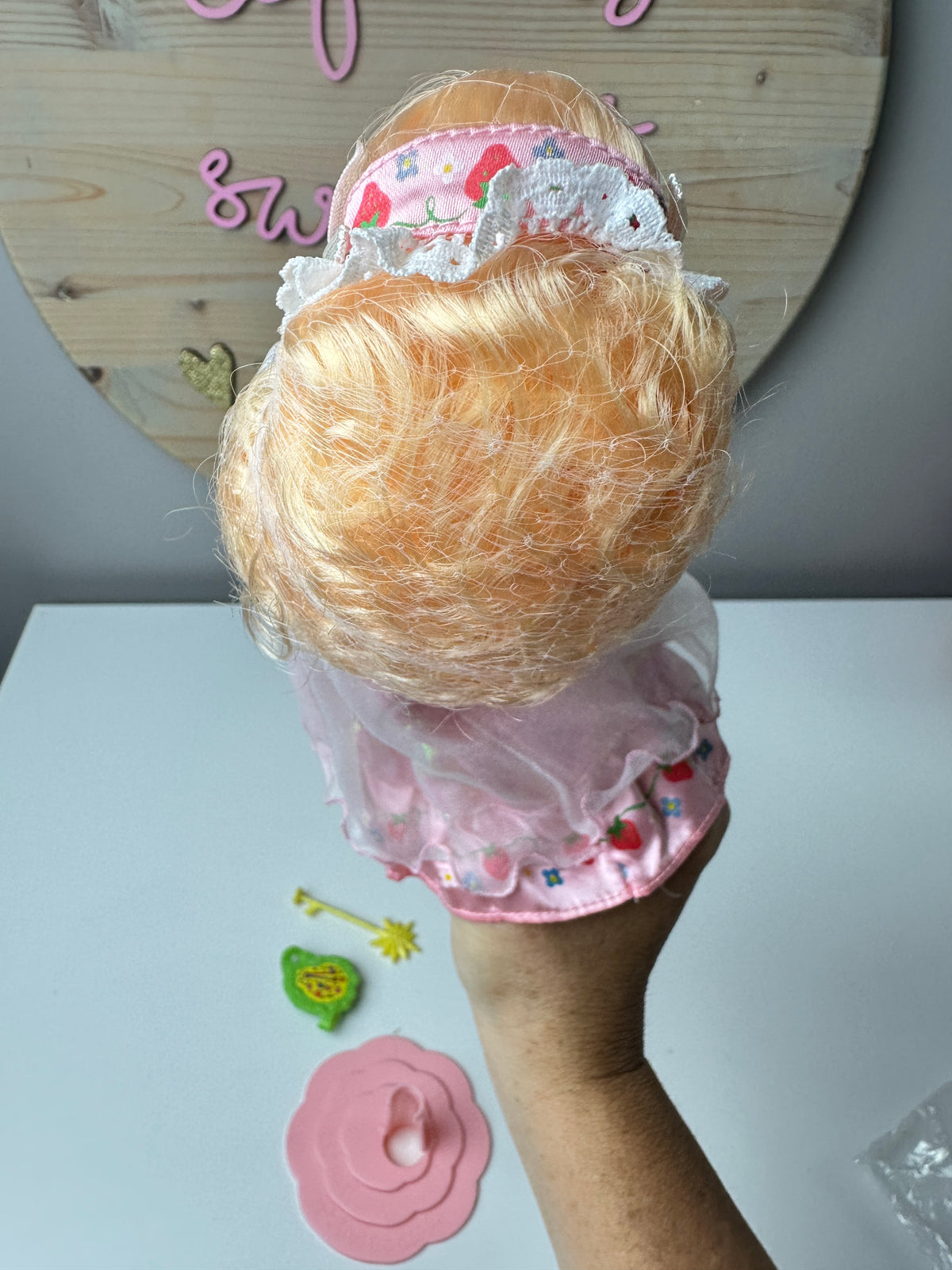 1985 Kenner Strawberry Shortcake Plum Berry Berrykin Princess Doll *Berry Vault*