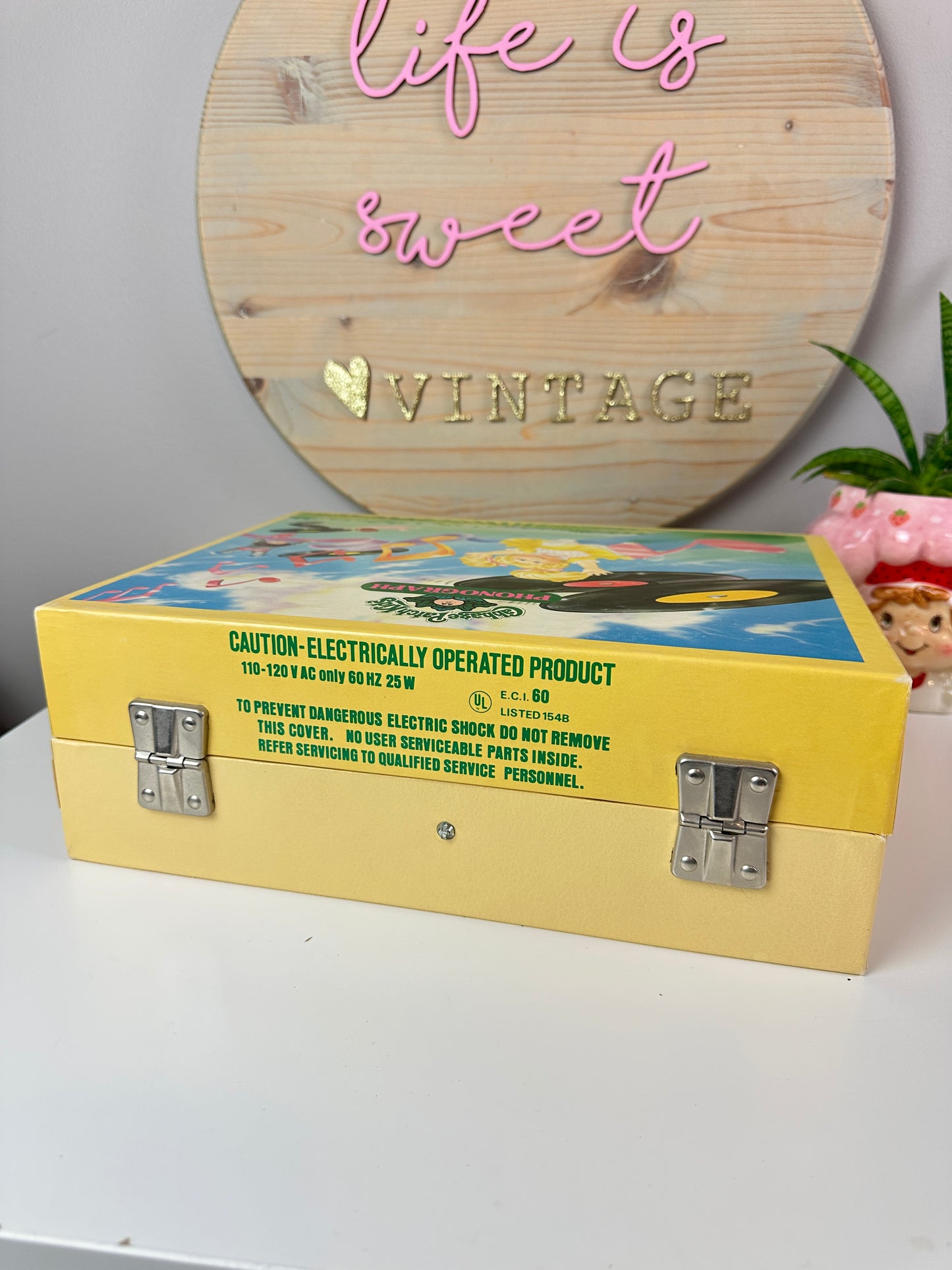 1983 Playtime Cabbage Patch Kids Record Player in Box