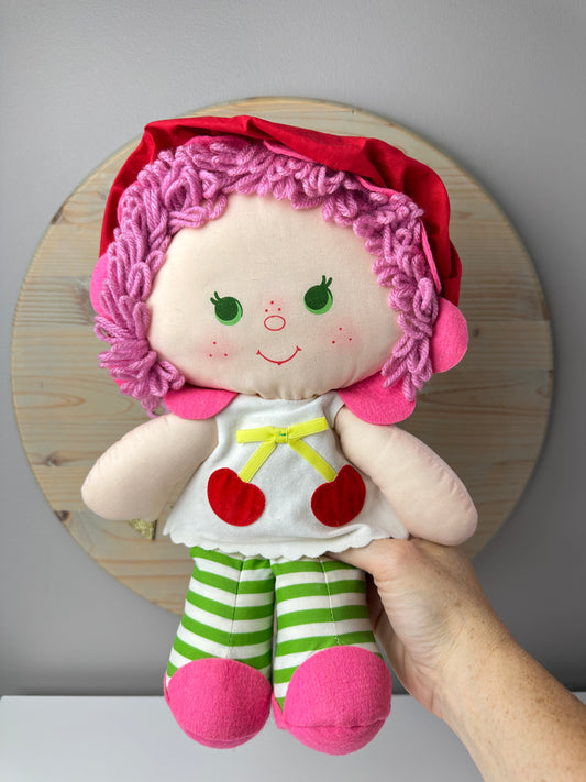 1983 Kenner Strawberry Shortcake Cherry Cuddler Rag Doll *Berry Vault*