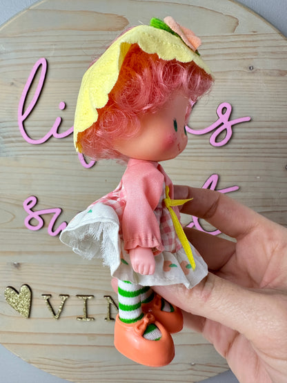 1984 Kenner Strawberry Shortcake Peach Blush with Melonie Belle Party Pleaser Doll *Berry Vault*
