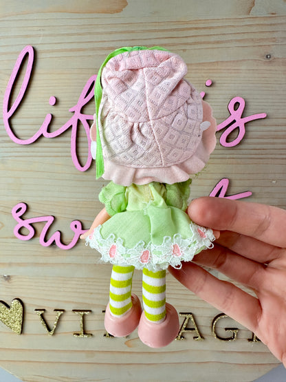 1982 Kenner Strawberry Shortcake Lime Chiffon with Parfait *Berry Vault*