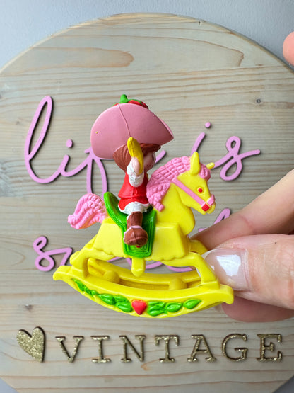1983 Kenner Strawberry Shortcake Rocking Horse Strawberryland Deluxe Miniature Set