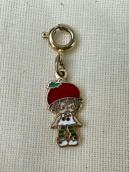 1980s Kenner Strawberry Shortcake Mail-In Promotional Charm [Cherry Cuddler]