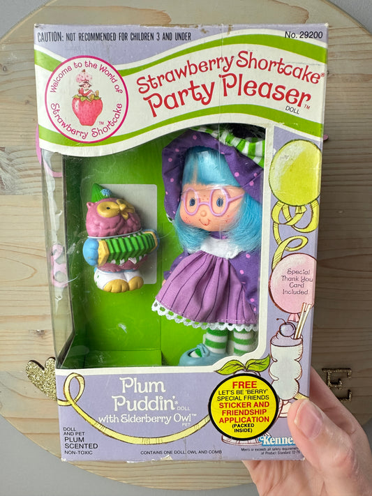 1984 Kenner Strawberry Shortcake Plum Puddin' with Elderberry Owl Party Pleaser Doll NRFB