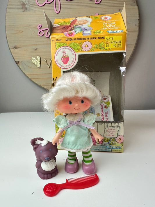 1982 Kenner Strawberry Shortcake Angel Cake with Souffle Doll