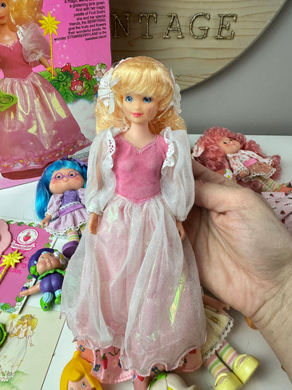 1985 Kenner Strawberry Shortcake COMPLETE Berrykin Doll Collection *Berry Vault*