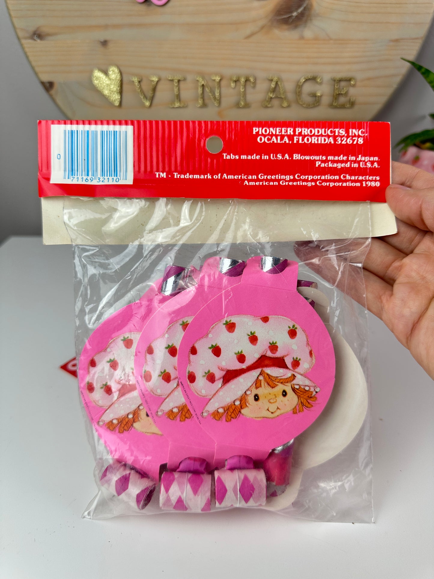 1980s Strawberry Shortcake Party Blowouts MIP + Invitations