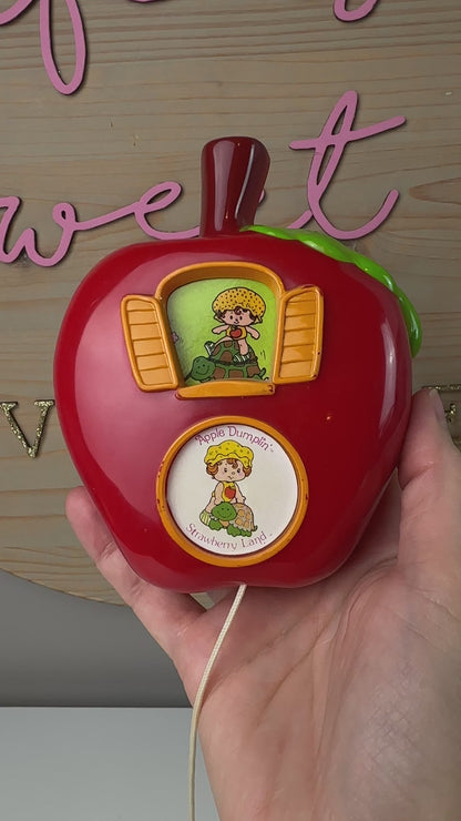 1981 Strawberry Shortcake Apple Dumplin' Musical Crib Toy RARE