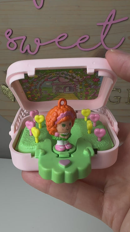 1984 Hasbro Charmkins Pocket Pops Freckle Face